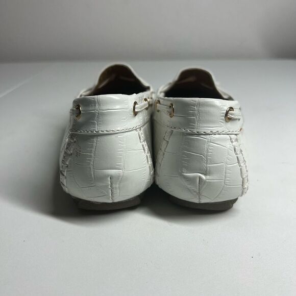 Janessa Buckle Crocodile Print Lok Fu Beanie Loafers Size 40 EU/ 7,5 US - Picture 3 of 7